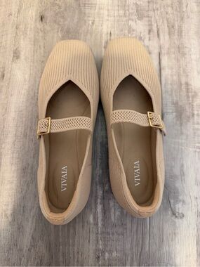 Vivaia - Margot Mary Jane in Almond EU 36
